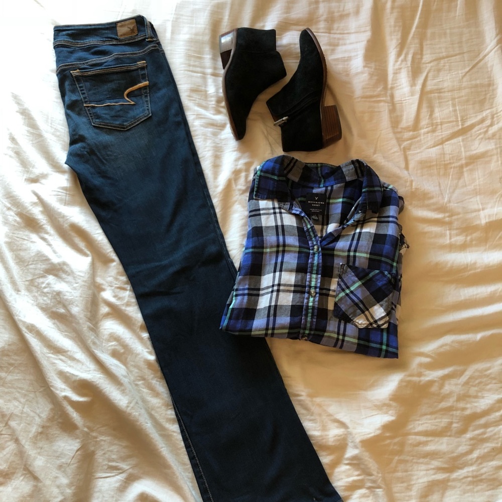 🍂 NWOT American Eagle kick boot jeans
